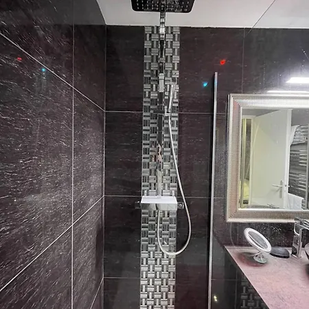 Apartment Kerylos Heliopolis K3 - Luxe 2 Personnes *